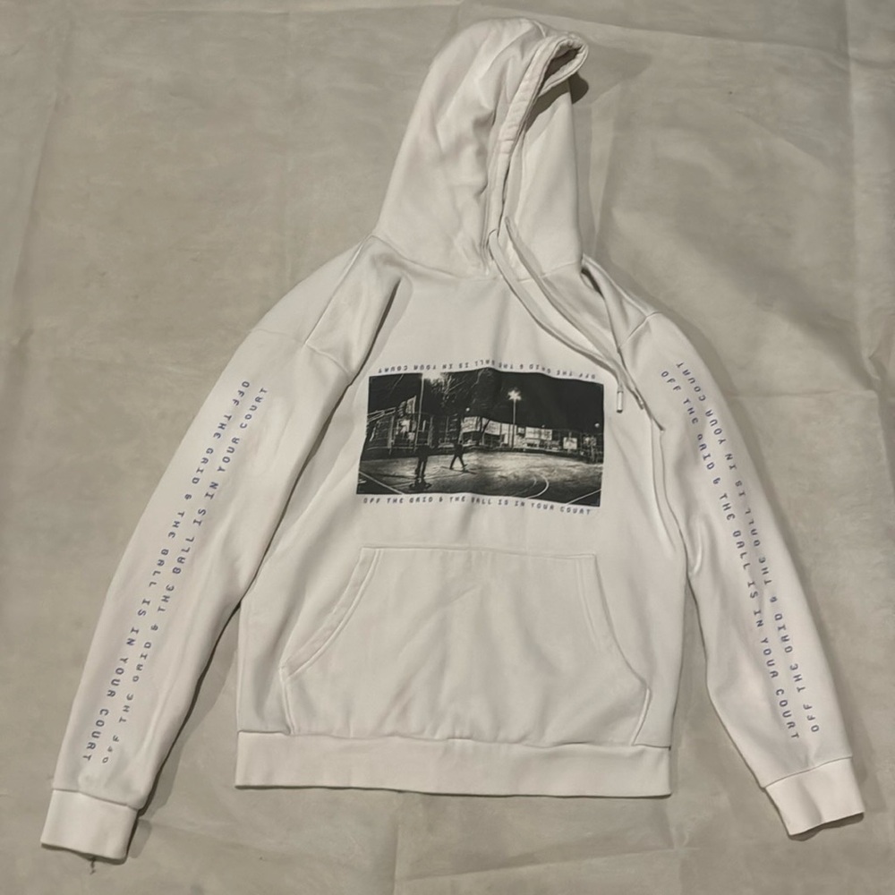 Men’s large hoodie with kangaroo pocket.  Good condition